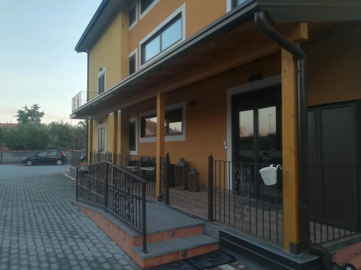 Bed and Breakfast I Colori Dell'Etna San Giovanni La Punta Exterior foto